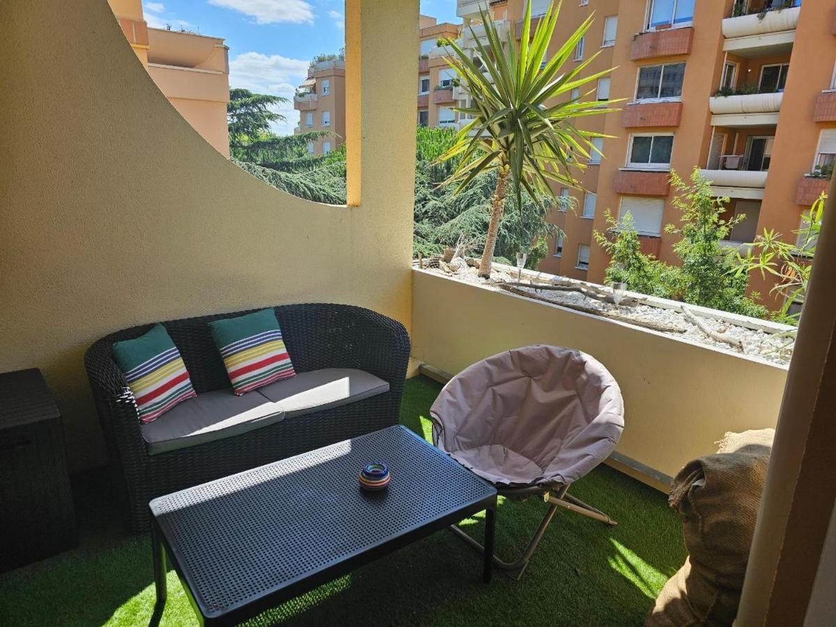 T3 Deluxe'S Avec Terrasse Apartment Toulouse Luaran gambar